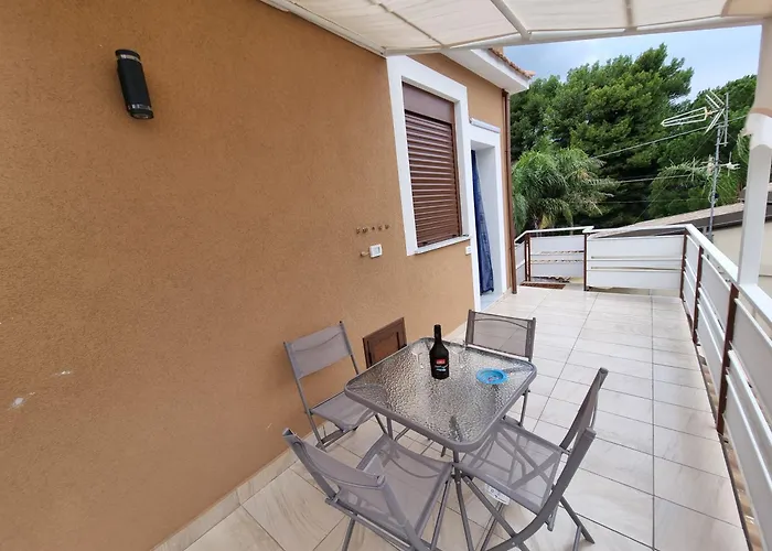 Vida Loca -Appartamento Vicino Aereporto E 200Mt Spiaggia